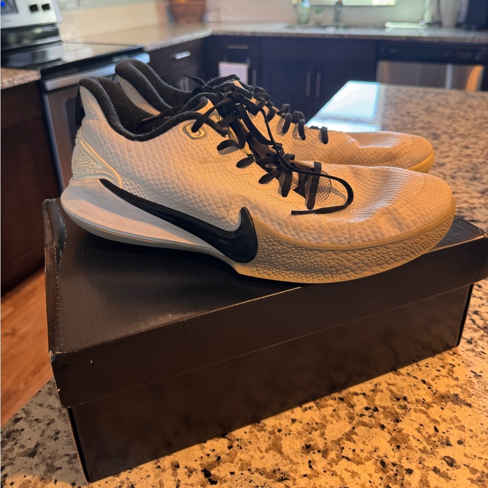 Nike- Kobe Mamba Fury